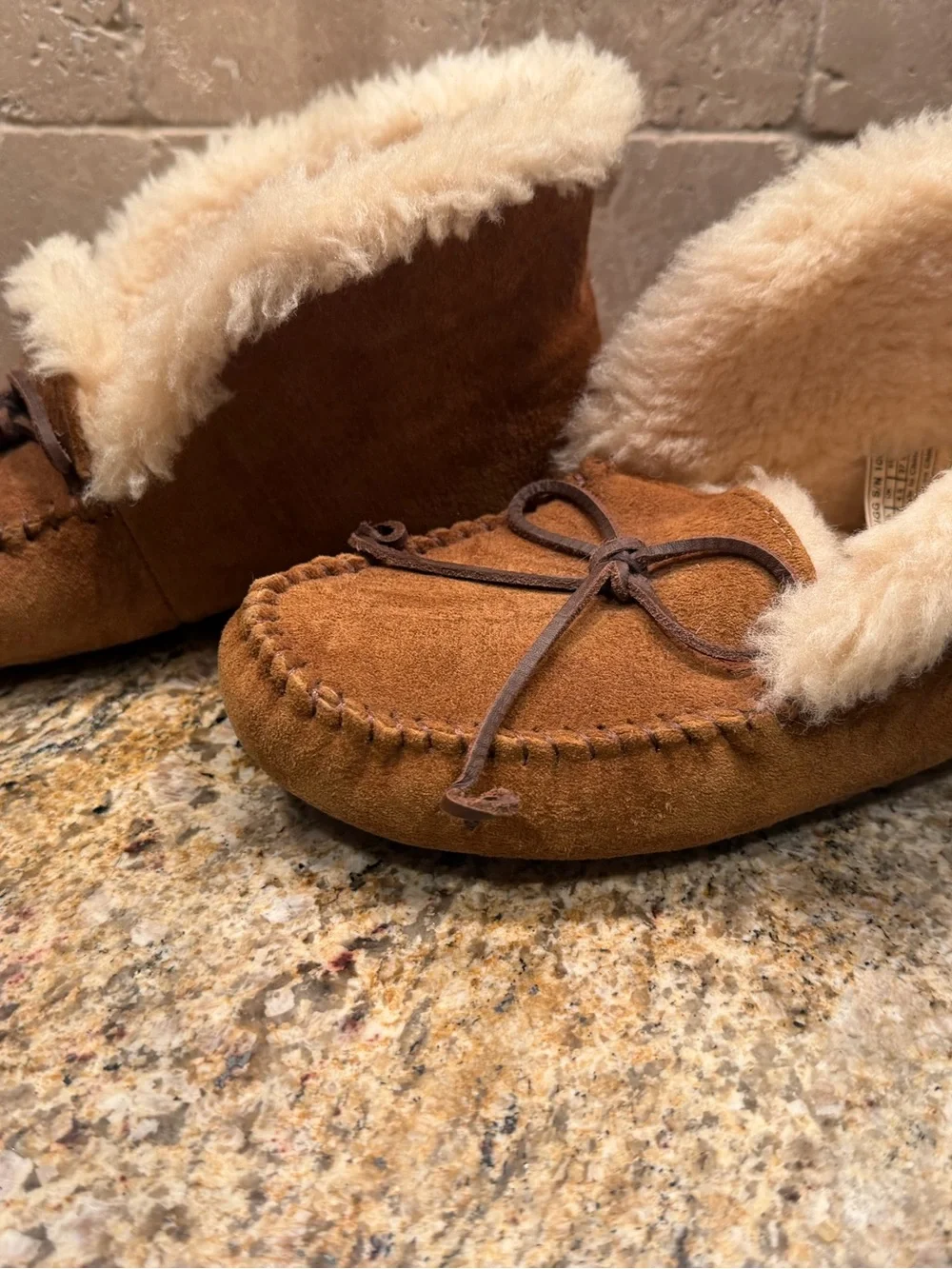 Size-6 Ugg high back fur slippers